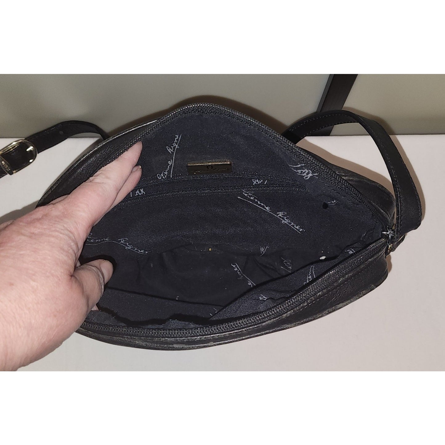 Vintage Etienne Aigner Small Round Navy Blue Leather Purse Long Shoulder Strap