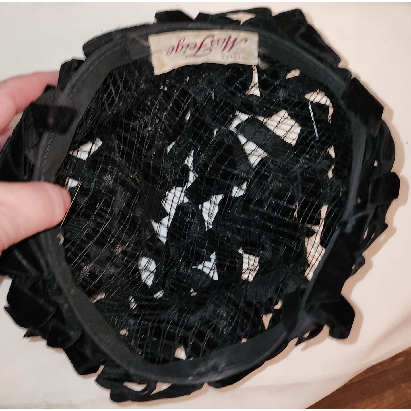 Vintage Ribbon Hat 1950s Round Black Velvet Bow Hat Mid Century Chic 21.5 inches