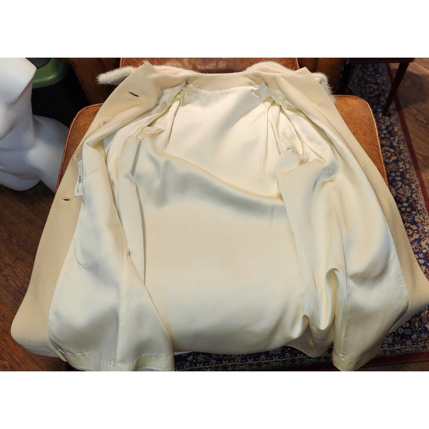 Vintage Wool Coat 1960s Classic Vanilla Wool Coat Large Cream Mink Fur Collar Rothmoor Mid Century L