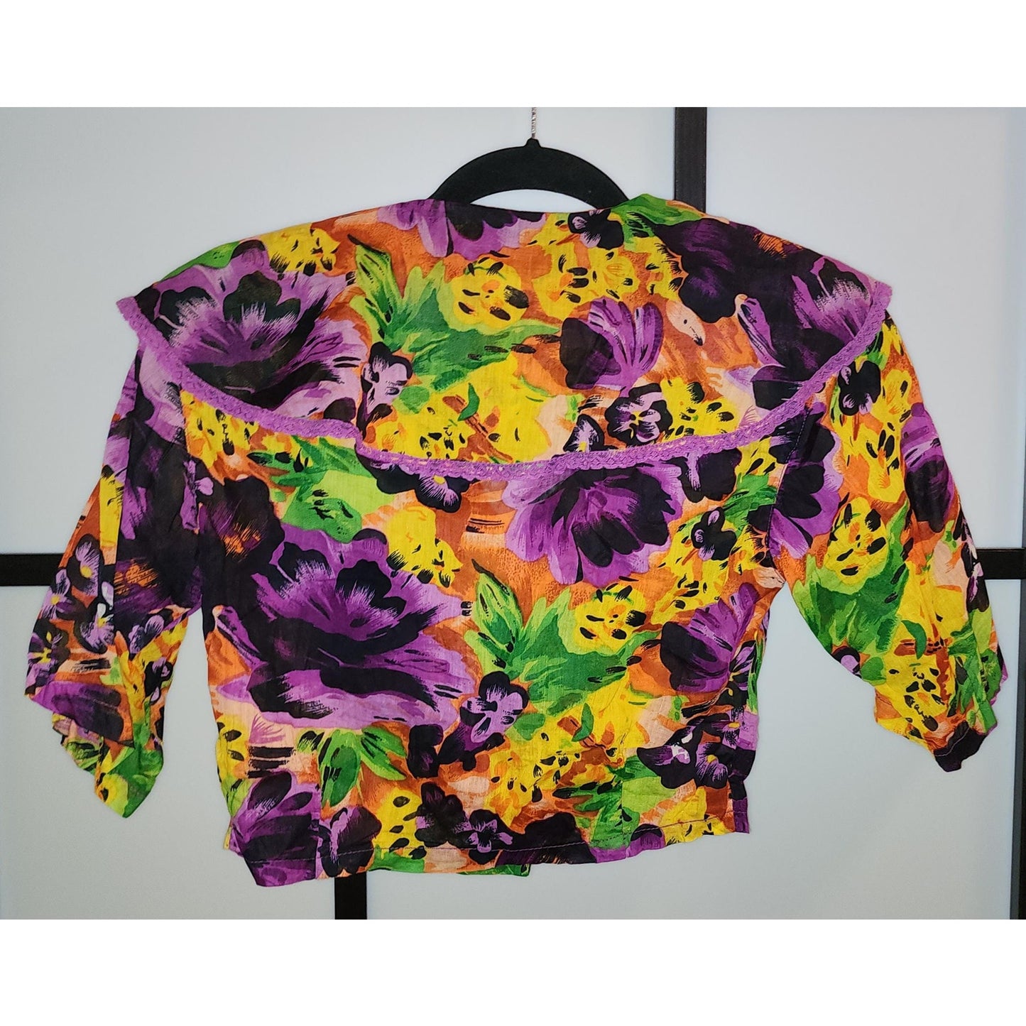 Vintage 80s 90s Bright Purple Yellow Floral Thin Cotton Cropped Blouse Top Huge Flouncy Collar Speed Limit MPH Made in India Boho S