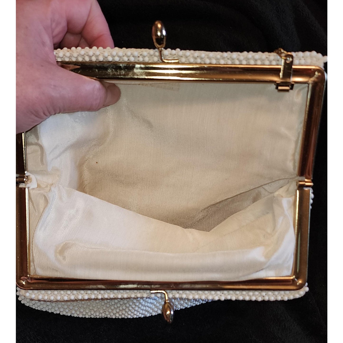 Vintage Beaded Purse 1950s 60s White Cream Bead Clutch Kiss Lock Clasp Optional Chain Handle Mid Century