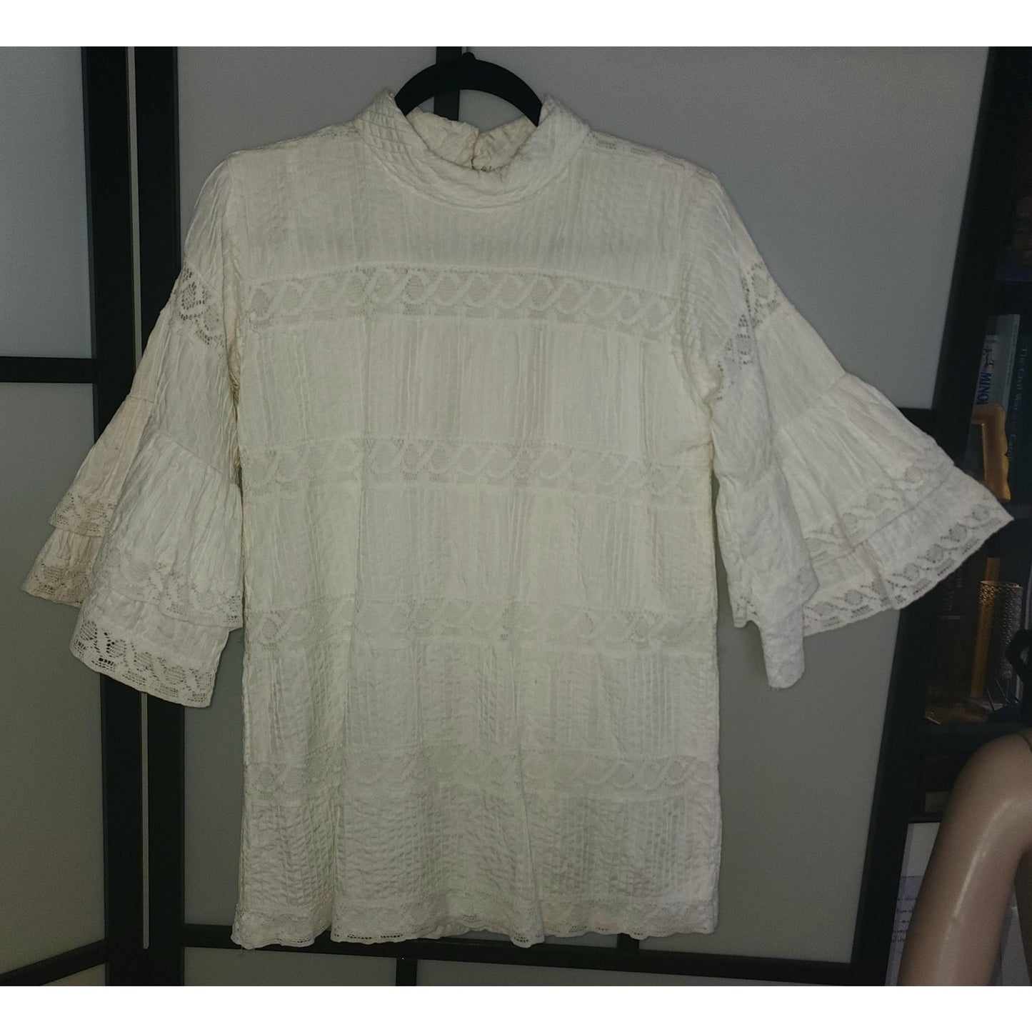 Vintage 1960s Minidress White Cotton Lace Ruffle Tiny Pleats Short Dress Tunic Top Angel Sleeves Mexico Mid Century Resort Boho Wedding S
