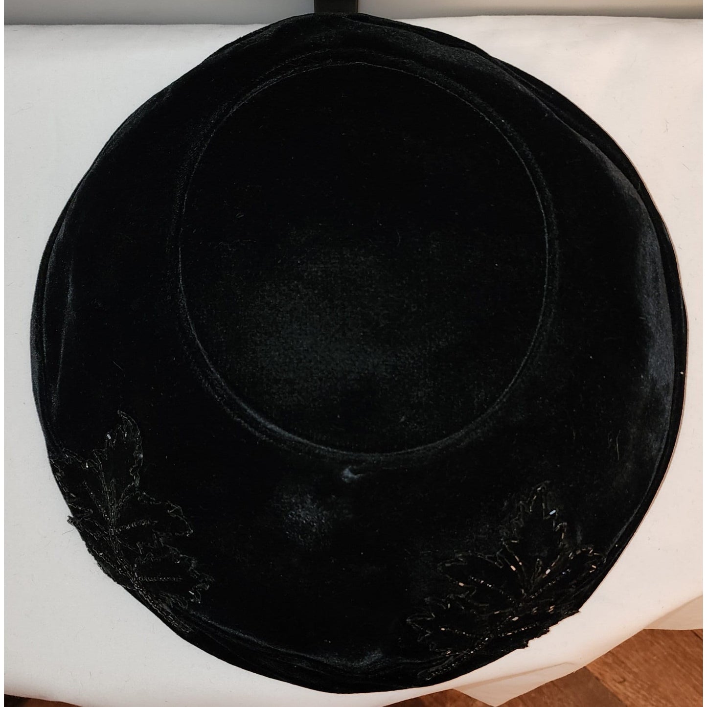 Vintage Platter Hat 1940s 50s Large Round Black Velvet Saucer Tilt Hat Glass Bead Leaf Designs Film Noir Mid Century 20.5 in.