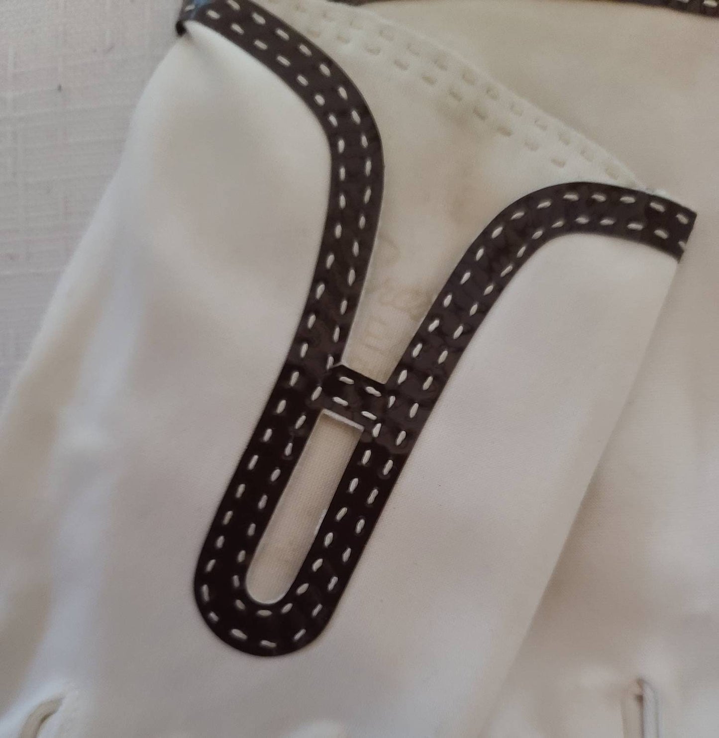 Vintage 1960s Gloves White Nylon Wrist Gloves Dark Brown Vinyl Trim Mod Go Go Space Age M