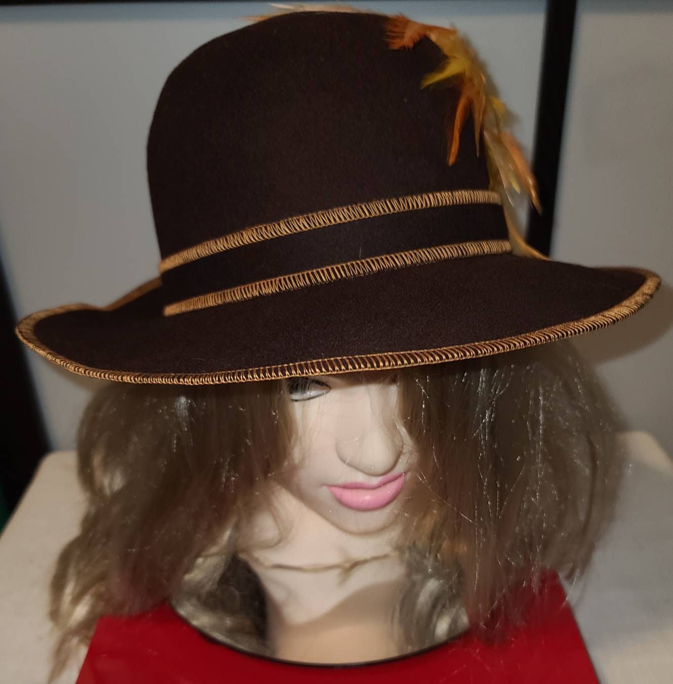 Vintage Feather Hat 1960s 70s Round Brown Wool Felt Wide Brim Hat Orange Yellow Feathers Mod Boho 21.5 inches