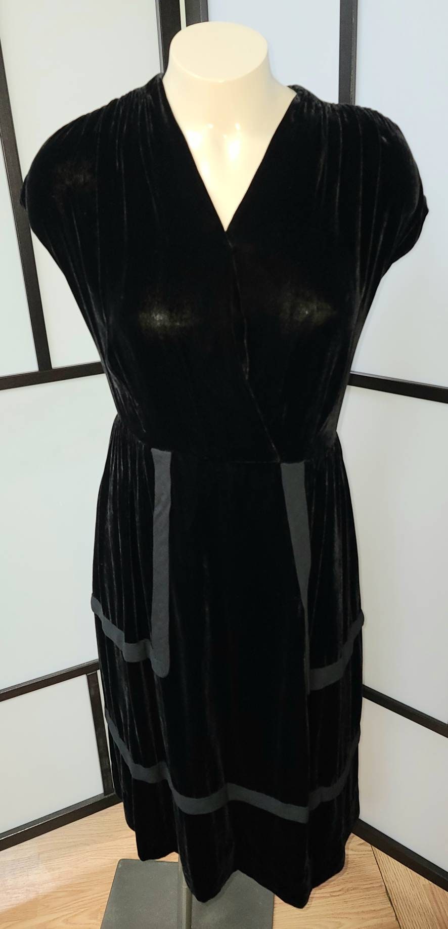 Vintage Velvet Dress 1950s Black Rayon Velvet Dress and Bolero Jacket Mid Century German Rockabilly M L