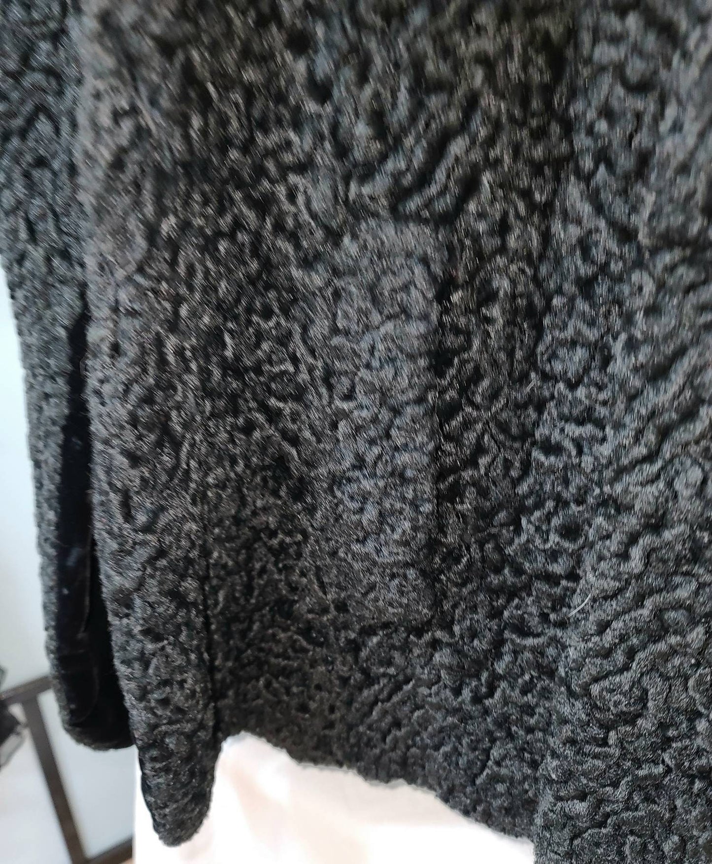 Vintage Faux Fur Jacket 1950s Black Curly Faux Lamb Fur Jacket Short Coat Top Button Velvet Collar Rockabilly Boho L