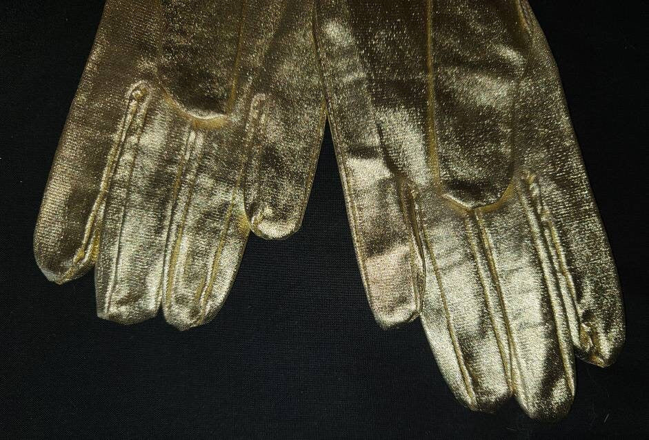 Vintage Gold Gloves 1960s Gold Metallic Wrist Gloves Unworn Mod Space Age S