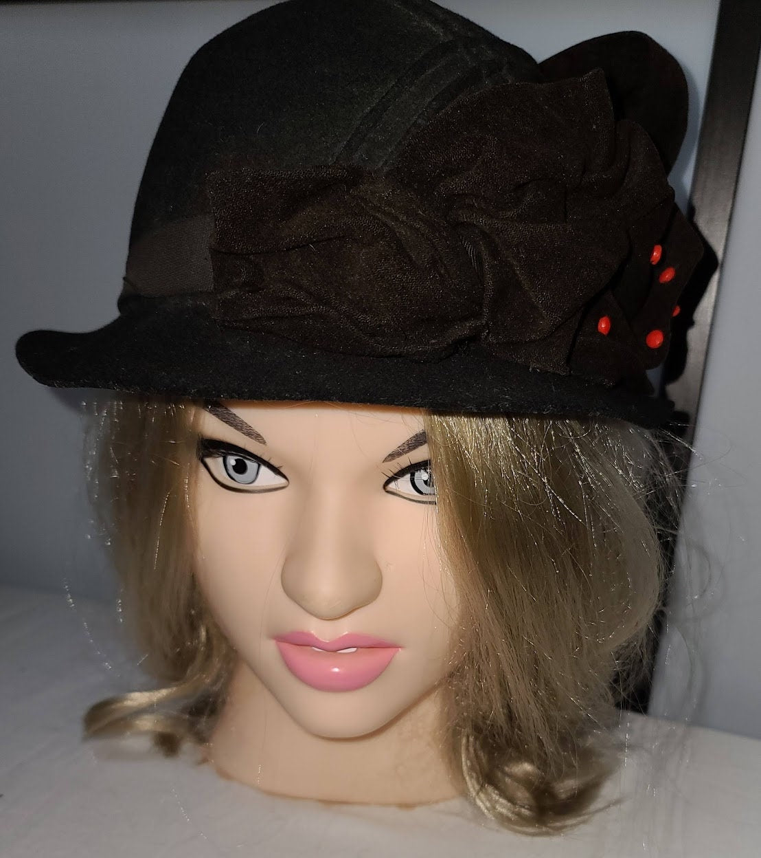 Vintage 1930s Hat Black Wool Cloche Hat Brown Ruched Fabric Ornament Orange Metal Dots Flapper Art Deco 21 in.