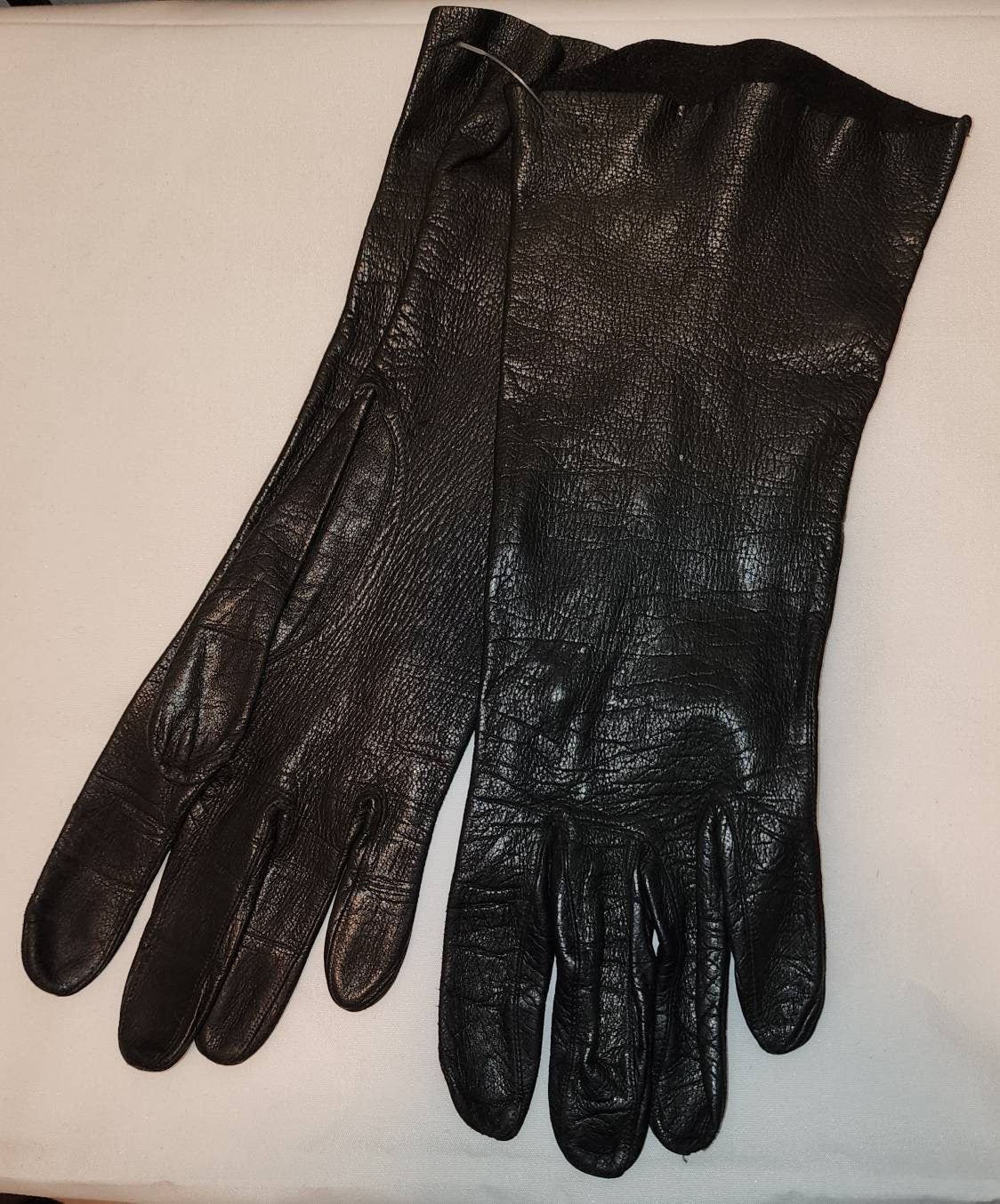 Vintage Leather Gloves 1950s Thin Black Midlength Leather Gloves Mid Century Rockabilly S