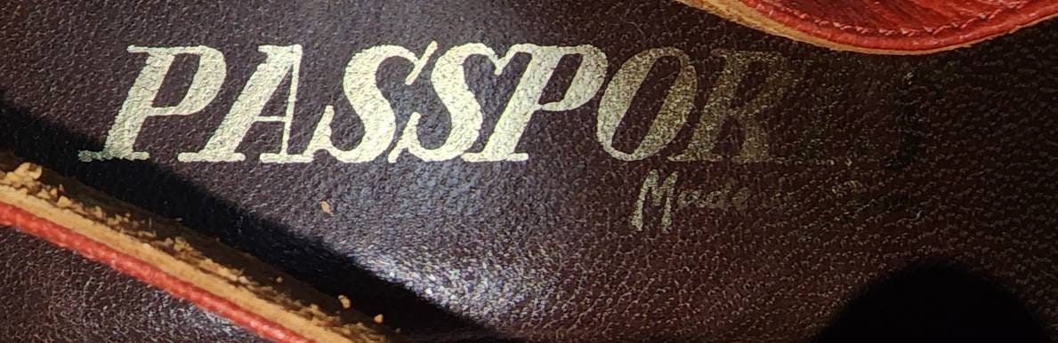 Vintage 1960s Sandals Brown Tan Reddish Leather Chunky Heel Slingback Sandals Buckles Passports Spain Mod 6 1/2