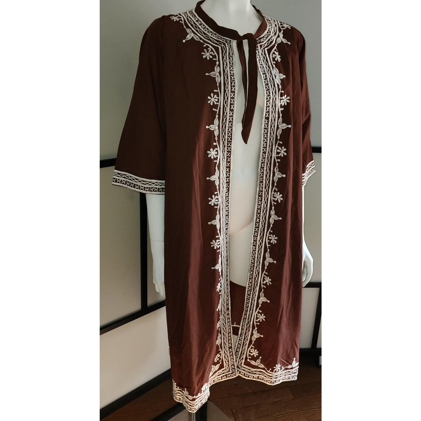 Vintage Caftan 1960s 70s Dark Brown Cotton Blend Caftan Robe Swimsuit Cover Up White Embroidery Macelli Hippie Boho M