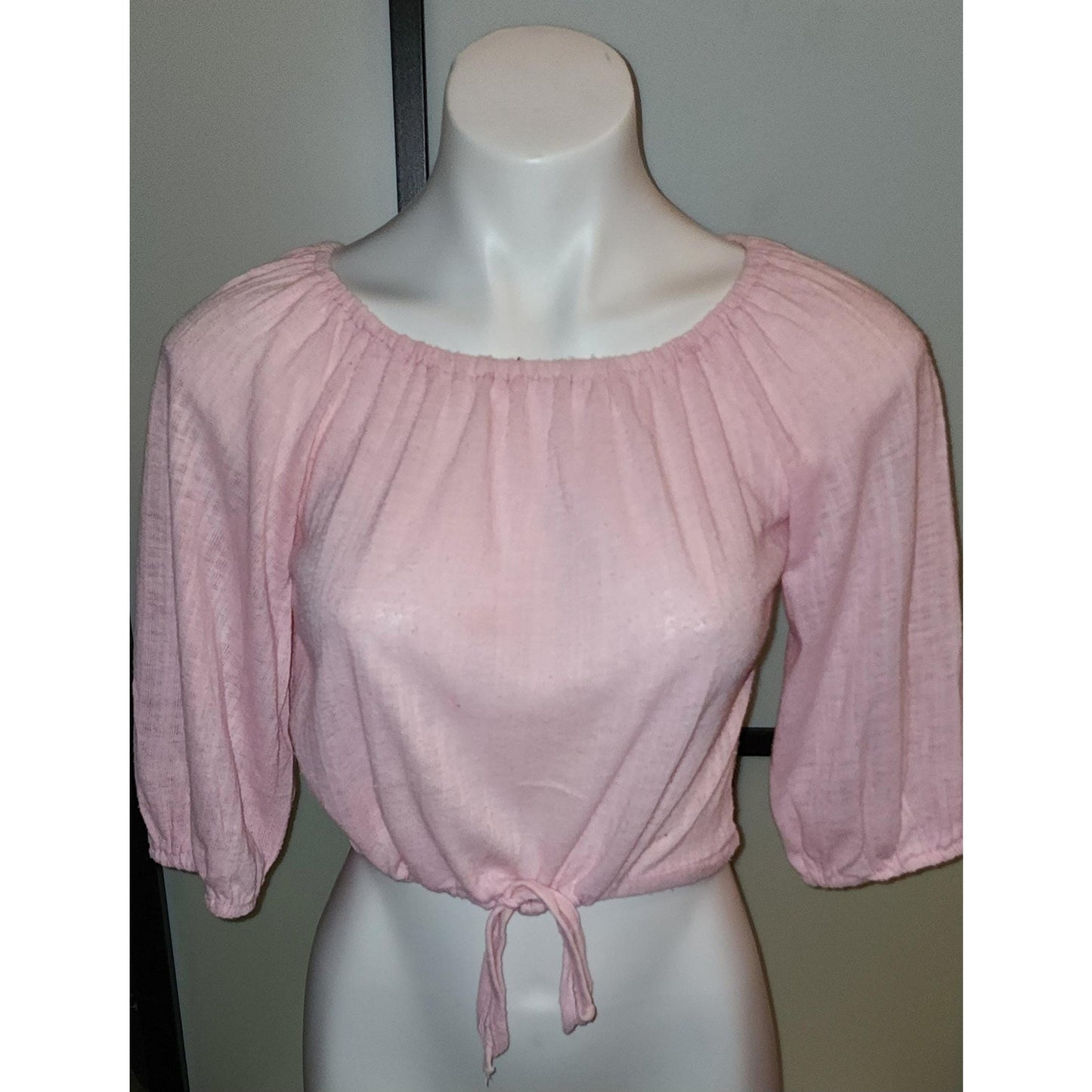 Vintage Drawstring Top 1970s Pink Gauze Drawstring Waist Crop Top Half Sleeves Off Shoulder Hippie Boho S