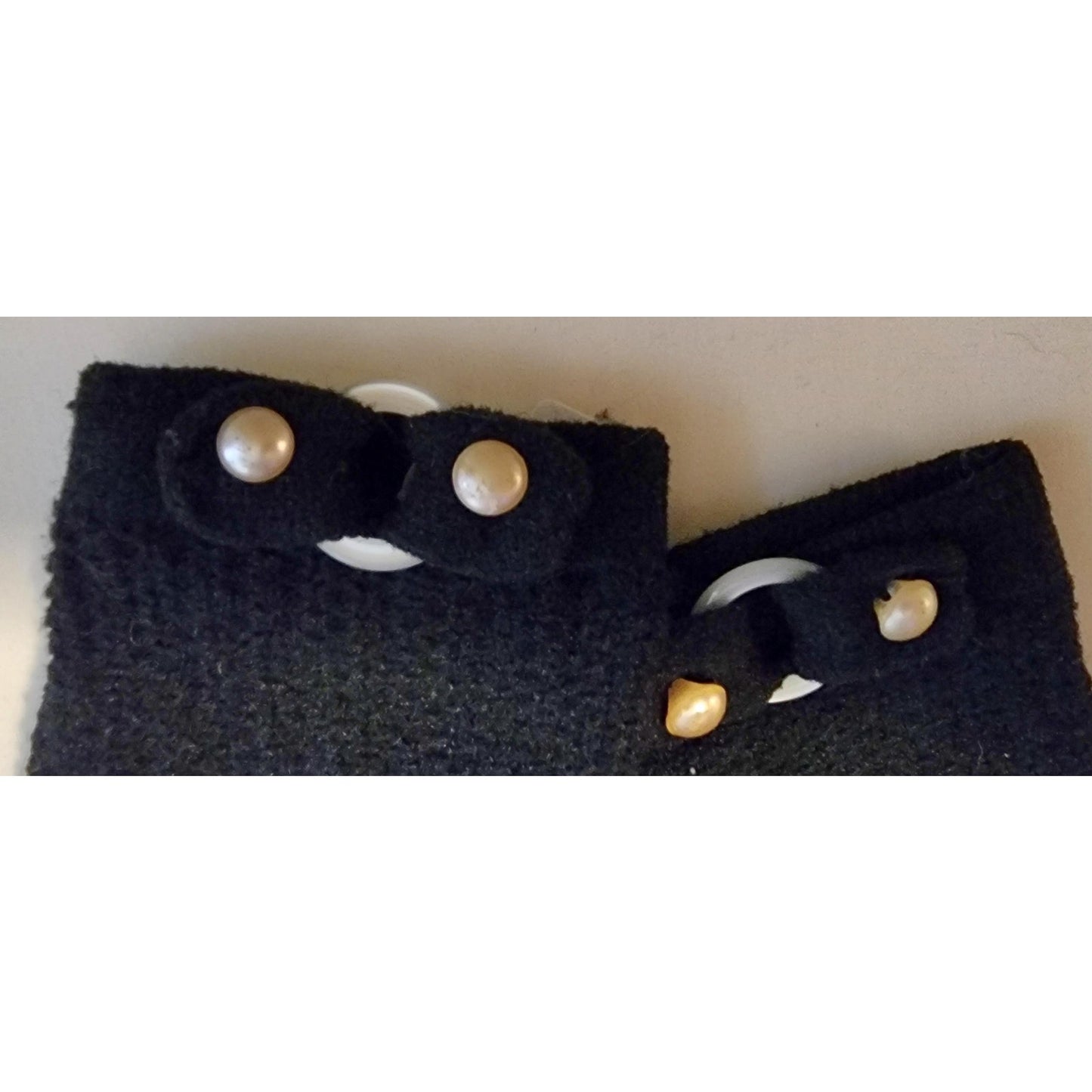 Vintage Wrist Gloves 1950s Black Nylon Stretch Knit Gloves Faux Pearls Mid Century one size to L
