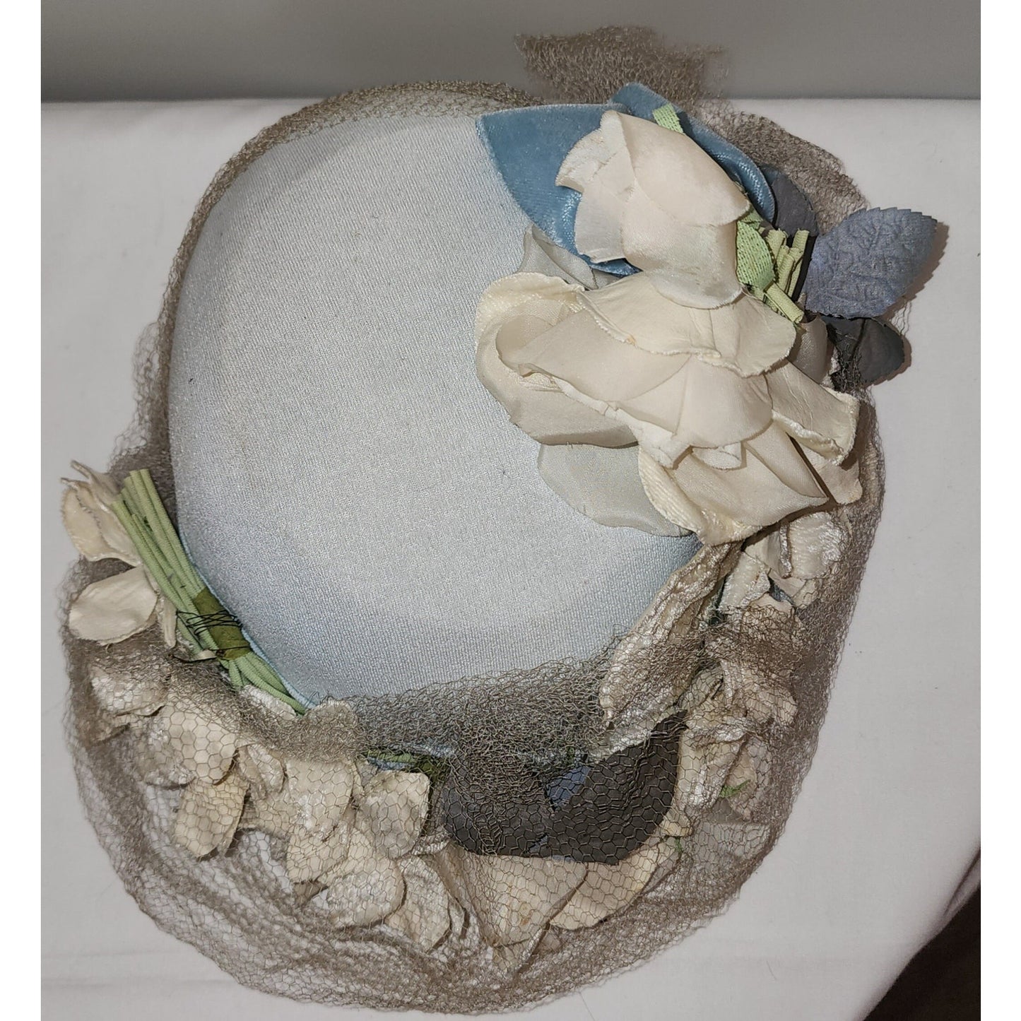 Vintage Floral Hat Light Blue 1930s 40s 50s Floral Hat White Flowers Net Veil Art Deco Mid Century 20.5 21 in.