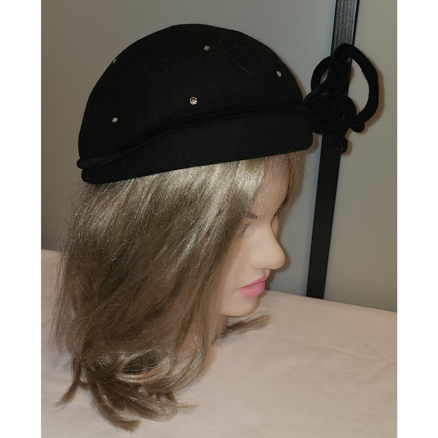 Vintage 1930s Hat Round Black Felt Cocktail Hat Prong Set Rhinestones Black Velvet Ribbon Ornament Art Deco 20.5 in.