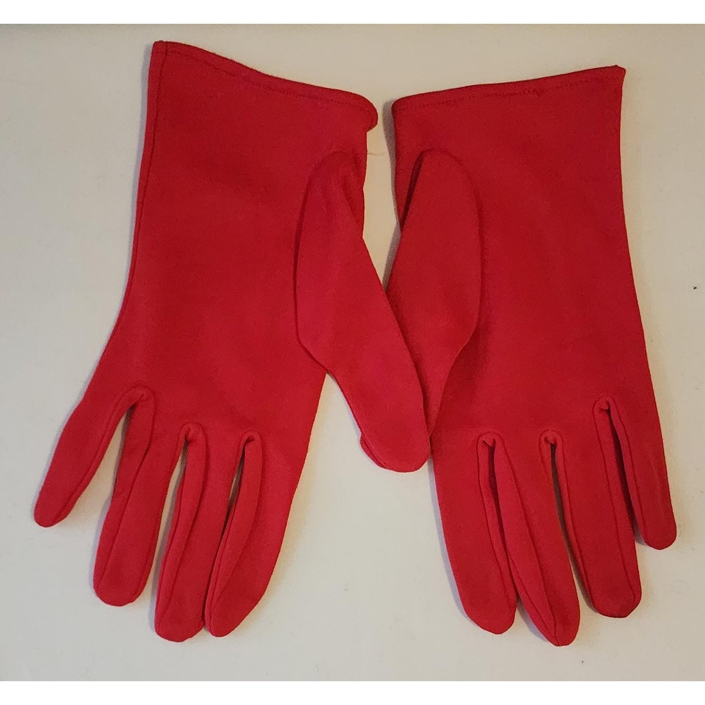 Vintage Red Gloves 1960s Red Stretch Nylon Wrist Gloves Mid Century L