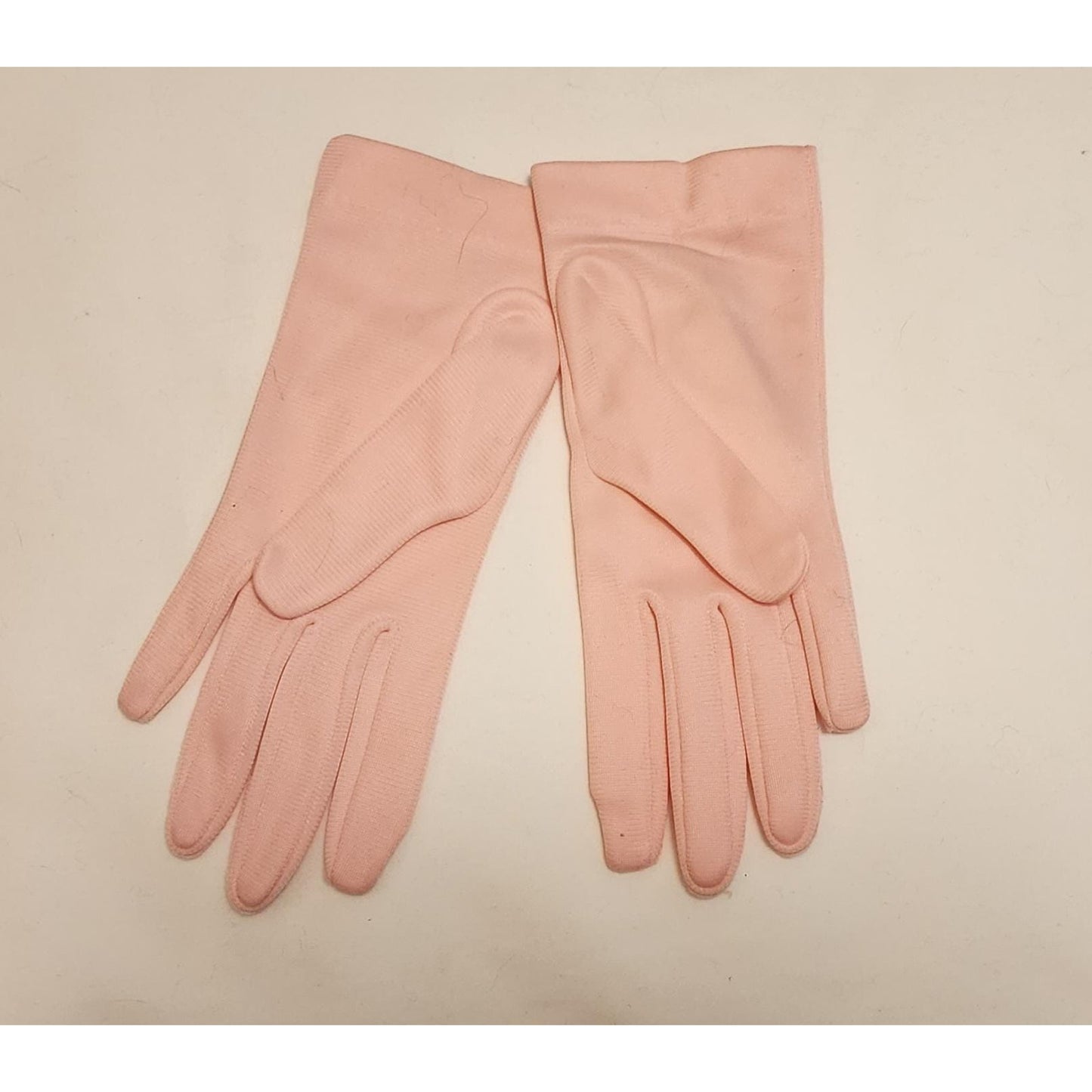 Vintage Unworn Gloves 1950s Light Pink Nylon Wrist Gloves Mid Century NWT 6.5