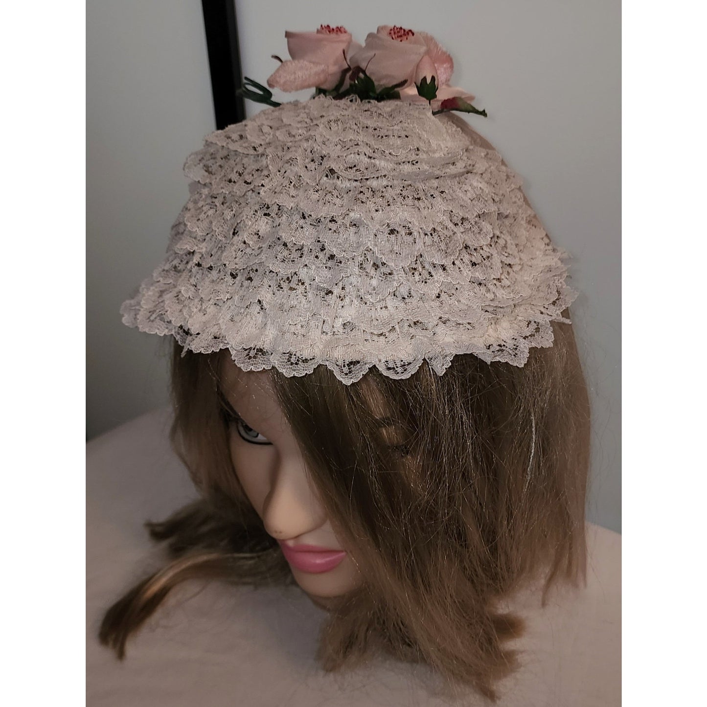 Vintage Lace Hat 1950s Round White Lace Ruffle Bonnet Hat Pink Floral Trim Long Satin Ribbons Mid Century Lolita Bo Peep