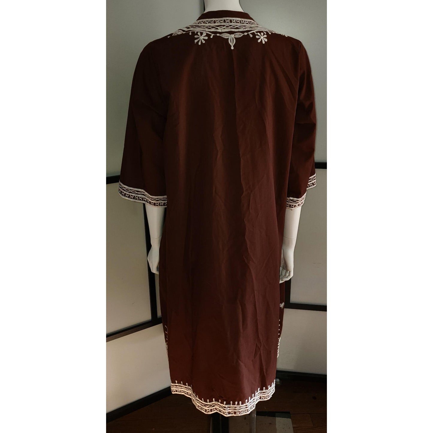 Vintage Caftan 1960s 70s Dark Brown Cotton Blend Caftan Robe Swimsuit Cover Up White Embroidery Macelli Hippie Boho M