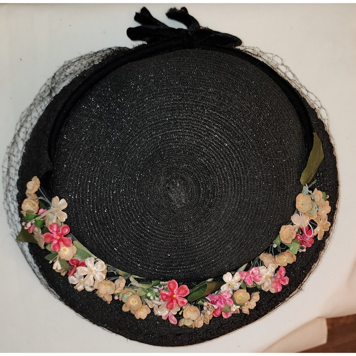 Vintage Floral Hat 1930s 40s Round Black Straw Hat Pink Red White Flowers Net Veil Velvet Bow Mid Century Art Deco 22.5 in.