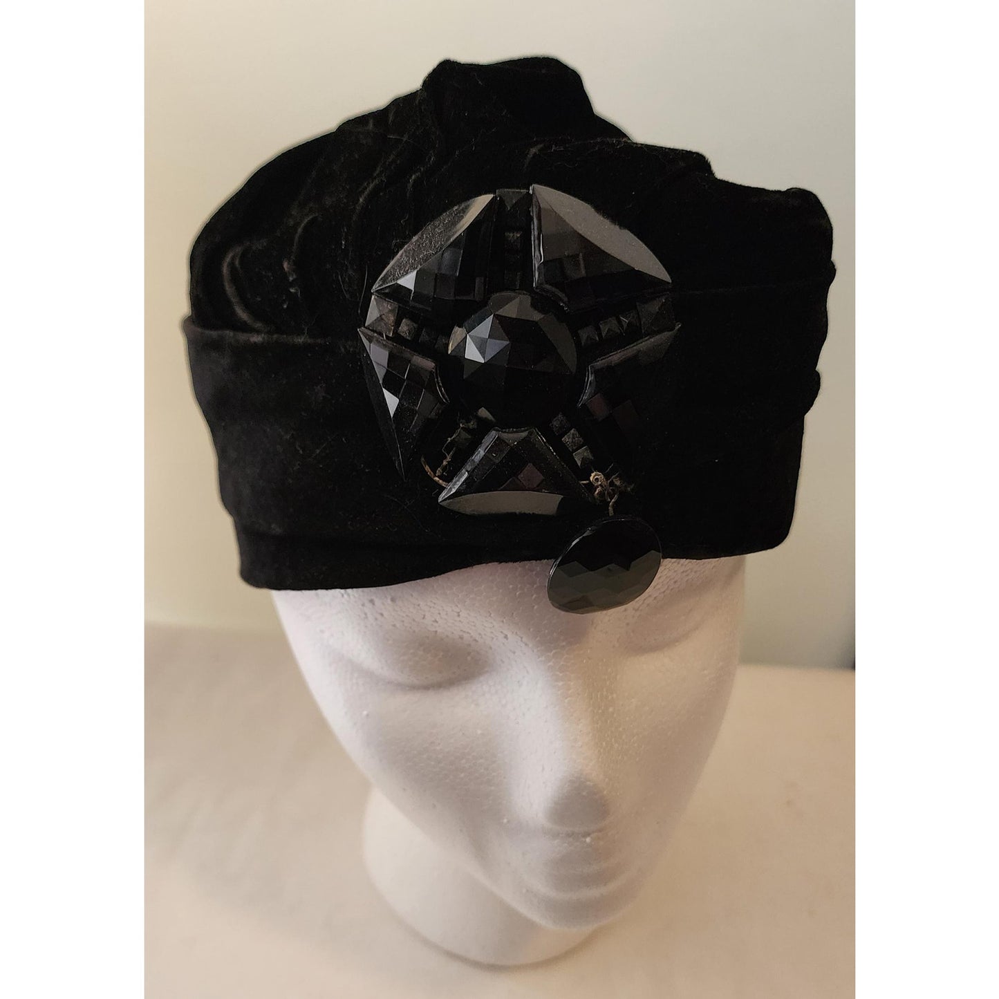 Vintage 1920s 30s Hat Black Velvet Turban Style Hat Large Jet Bead Ornament Art Deco Flapper 21.5 in.