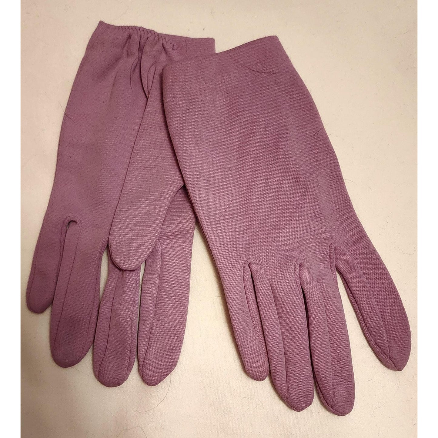 Vintage Purple Gloves 1960s Light Purple Lilac Lavender Short Nylon Wrist Gloves Mid Century Mod 7
