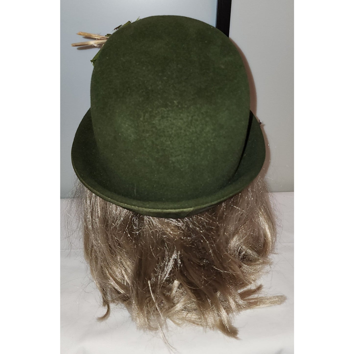 Vintage Feather Hat 1930s 40s Green Felt Bucket Cloche Hat Huge Long Pheasant Feathers Dramatic Art Deco Mid Century 21 in.