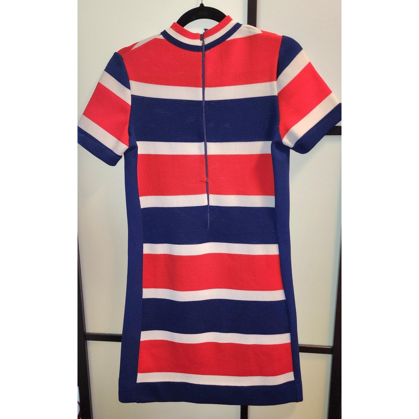 Vintage Mod Dress 1960s 70s Red White Blue Horizontal Striped Stretchy Knit Polyester Dress Patriotic Boho M
