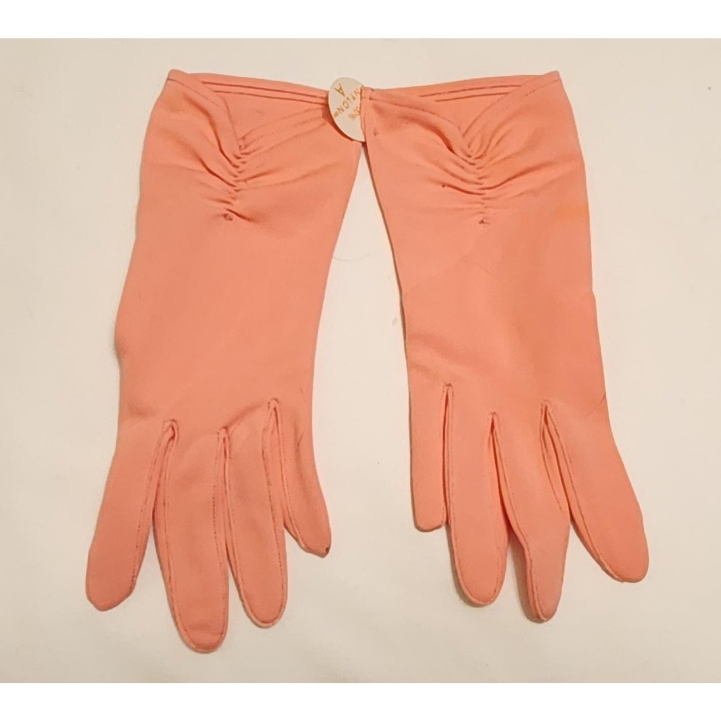 Vintage Unworn Gloves 1960s Orangey Pink Salmon Nylon Ruched Wrist Gloves Mid Century NWT 6 6.5