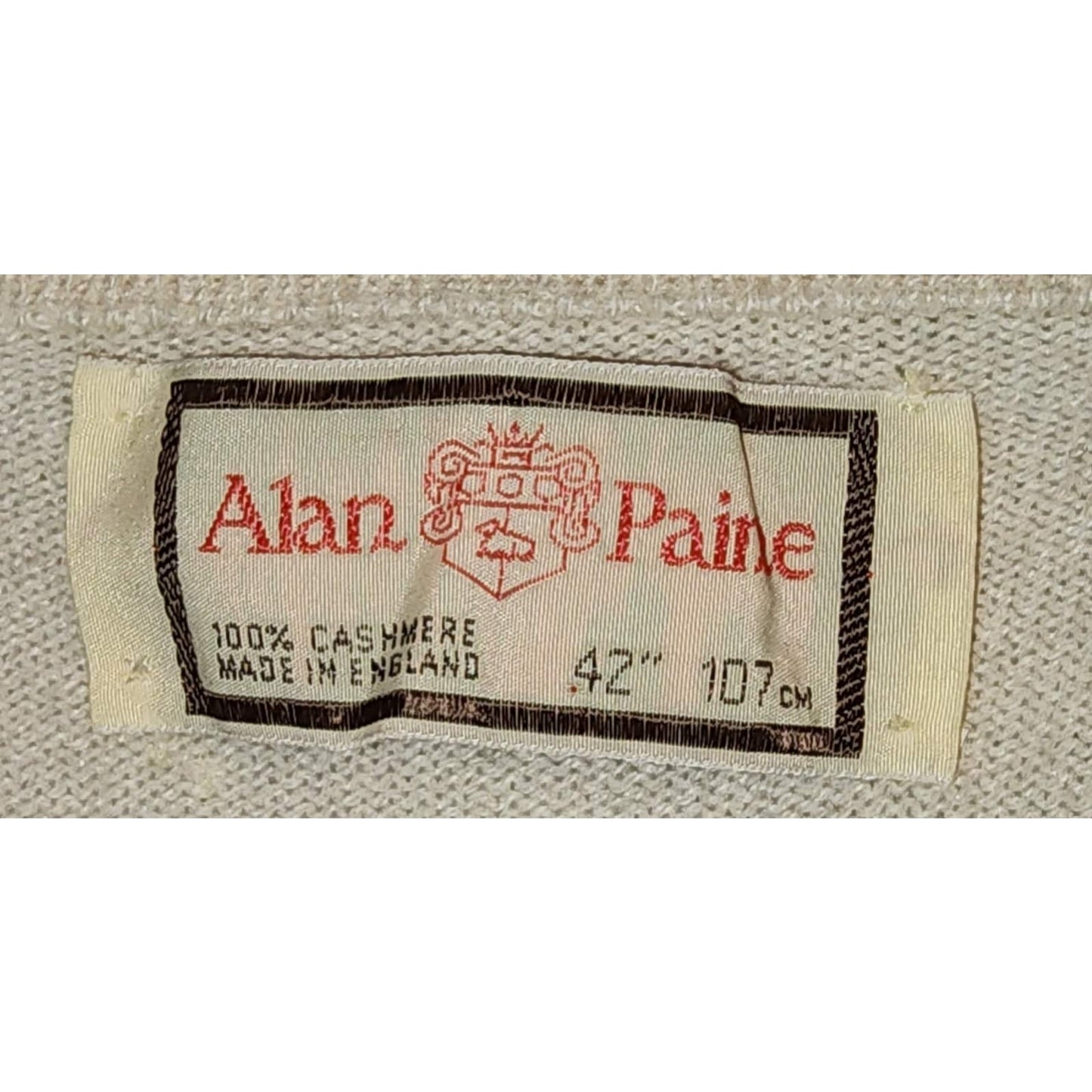 Men's Vintage Sweater 1980s Cream Cashmere Pullover Sweater Alan Paine Scotland 42