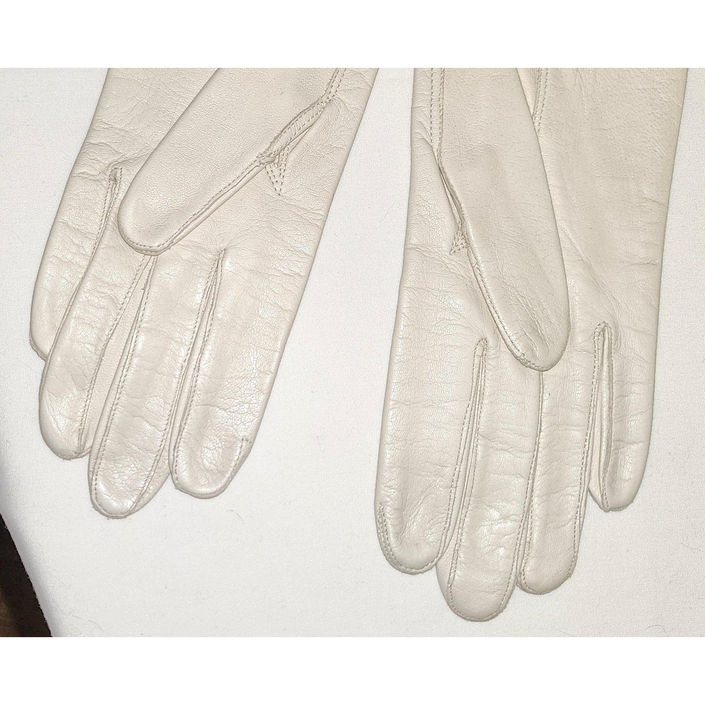 Vintage Leather Gloves 1960s Midlength Light Beige Leather Elbow Gloves Thin Nylon Lining Van Raalte Mid Century 7