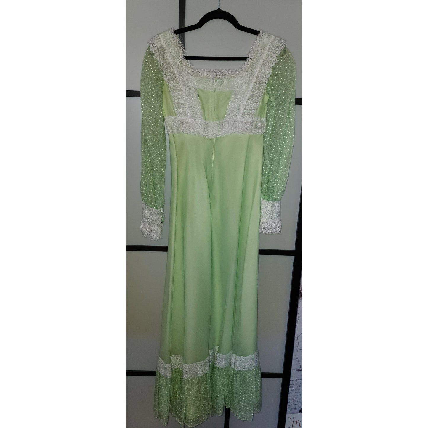 Vintage 1970s Dress Long Light Green Swiss Dot White Lace Gown Maxidress Prom Wedding Party Boho XS