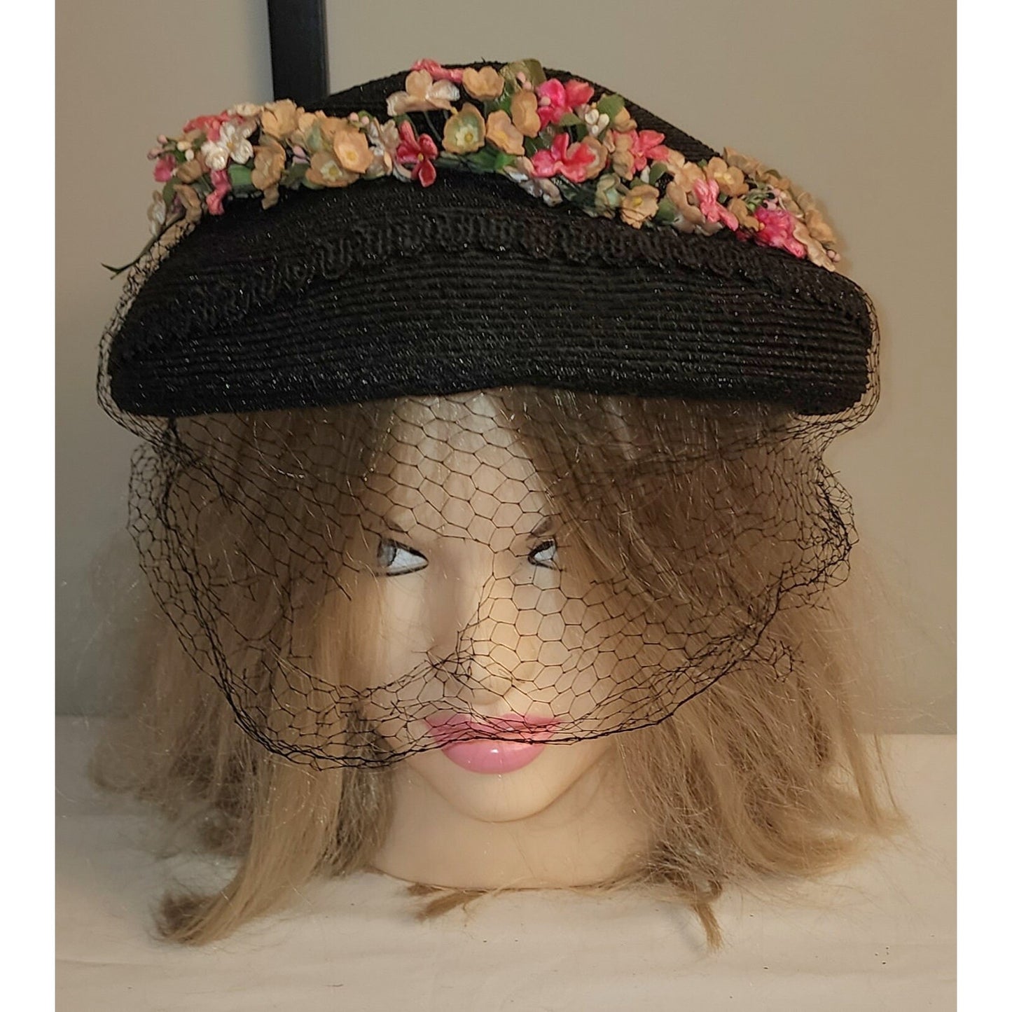 Vintage Floral Hat 1930s 40s Round Black Straw Hat Pink Red White Flowers Net Veil Velvet Bow Mid Century Art Deco 22.5 in.