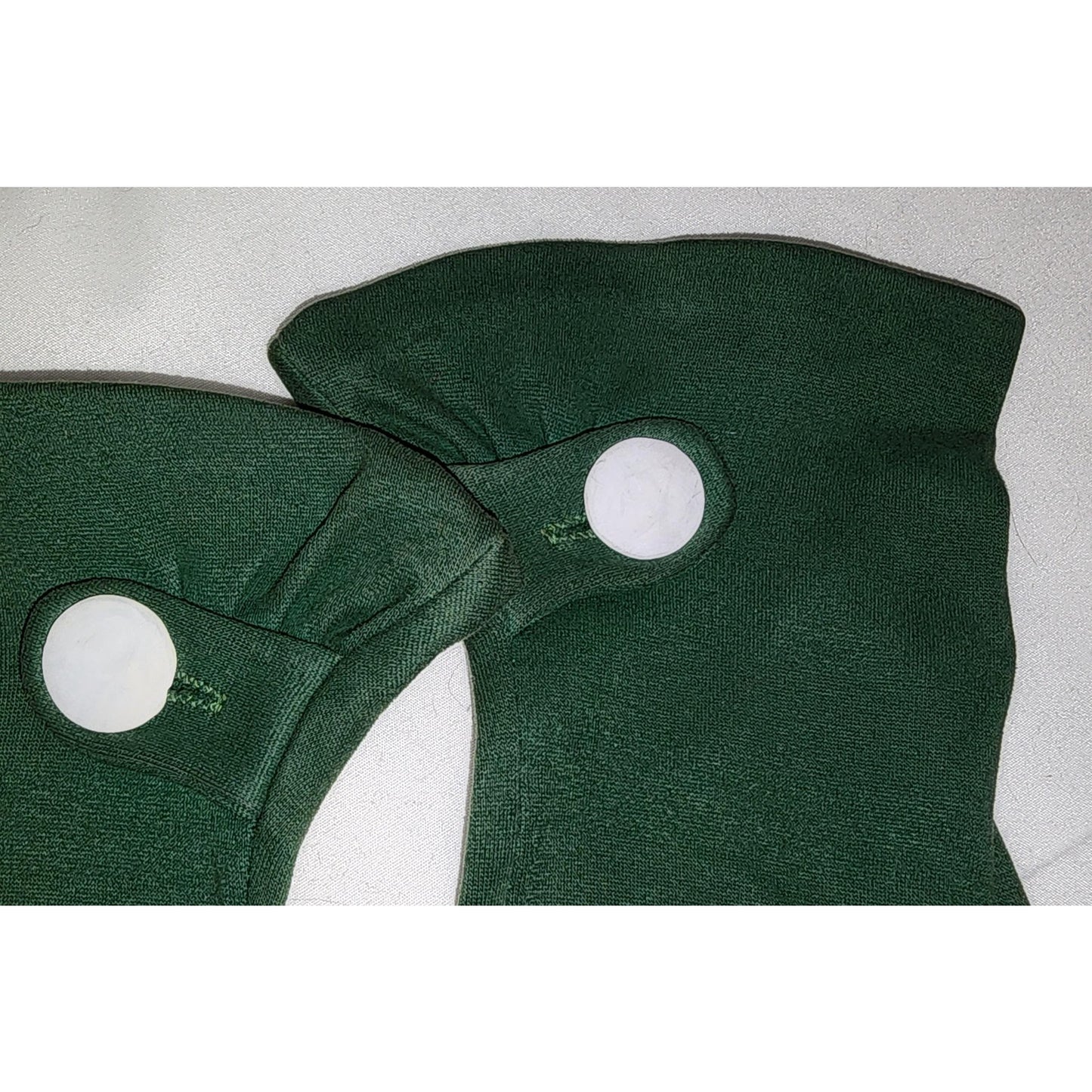 Vintage Green Gloves 1940s 50s Medium Green Fabric Wrist Gloves Gauntlet Button Tab Detail Art Deco Mid Century 7