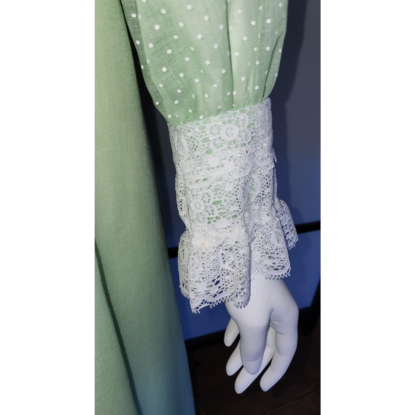 Vintage 1970s Dress Long Light Green Swiss Dot White Lace Gown Maxidress Prom Wedding Party Boho XS