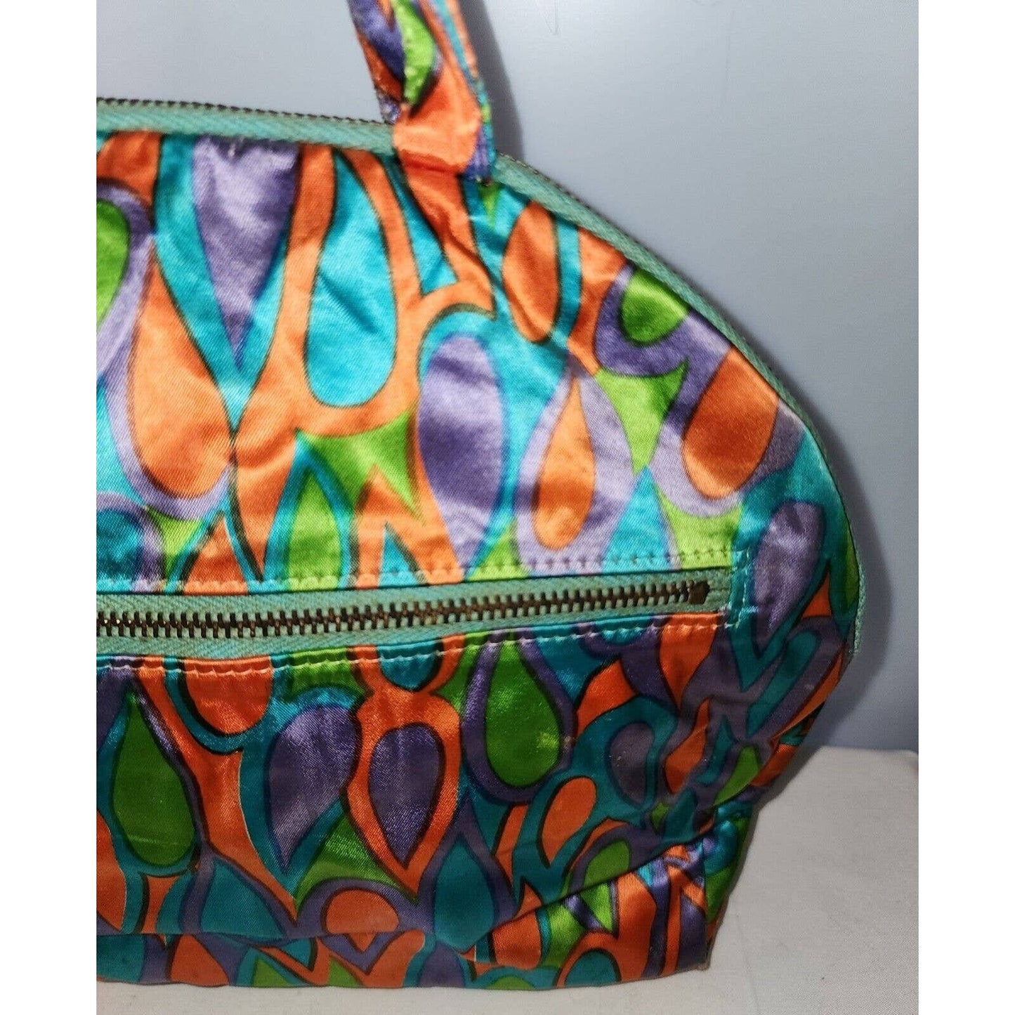 Vintage 60s bright psychedelic print satin cosmetic bag celebrity bags mod