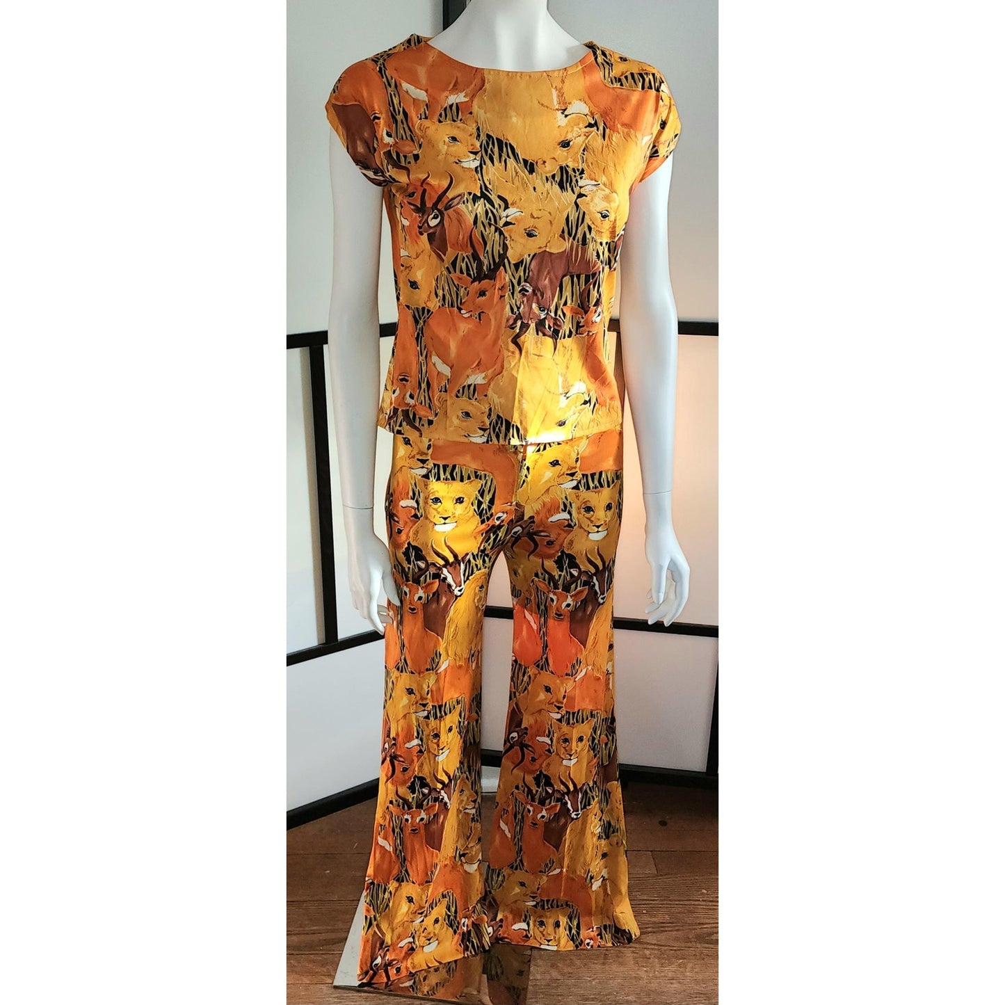 Vintage Animal Print Pantsuit 1970s 3 Piece Thin Polyester Jungle Animal Print Top Shirt Pants Large Collar Flared Leg Boho Disco S M