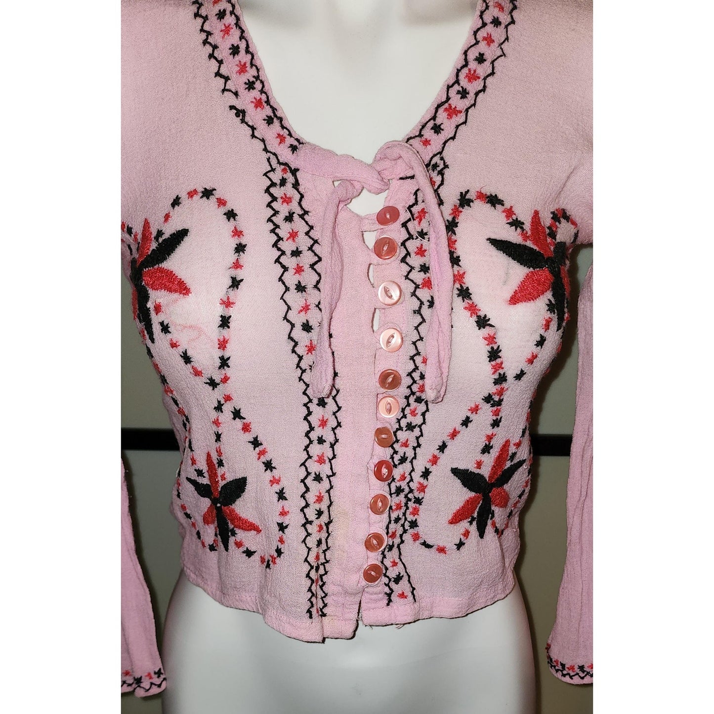 Vintage 1970s Top Light Pink Gauzy Cotton Embroidered Crop Top Blouse Tiny Mirrors Made in India Hippie Boho XS As Is