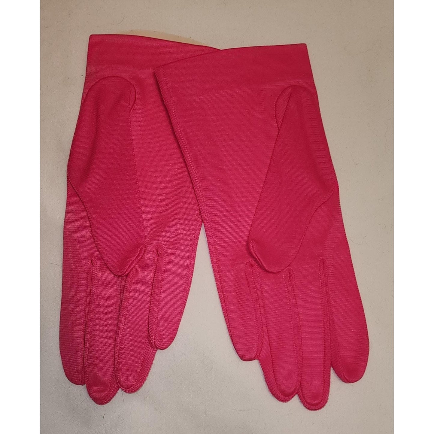 Vintage Unworn Gloves 1960s Bright Pink Nylon Wrist Gloves Mid Century NWT 7