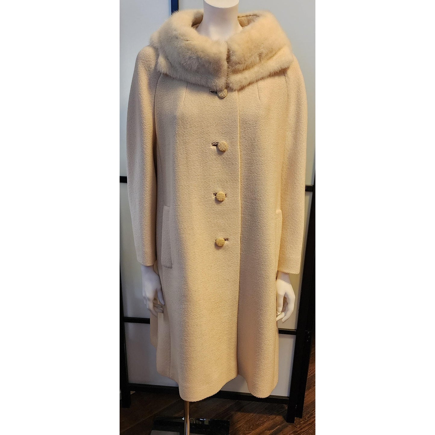 Vintage Wool Coat 1960s Classic Vanilla Wool Coat Large Cream Mink Fur Collar Rothmoor Mid Century L