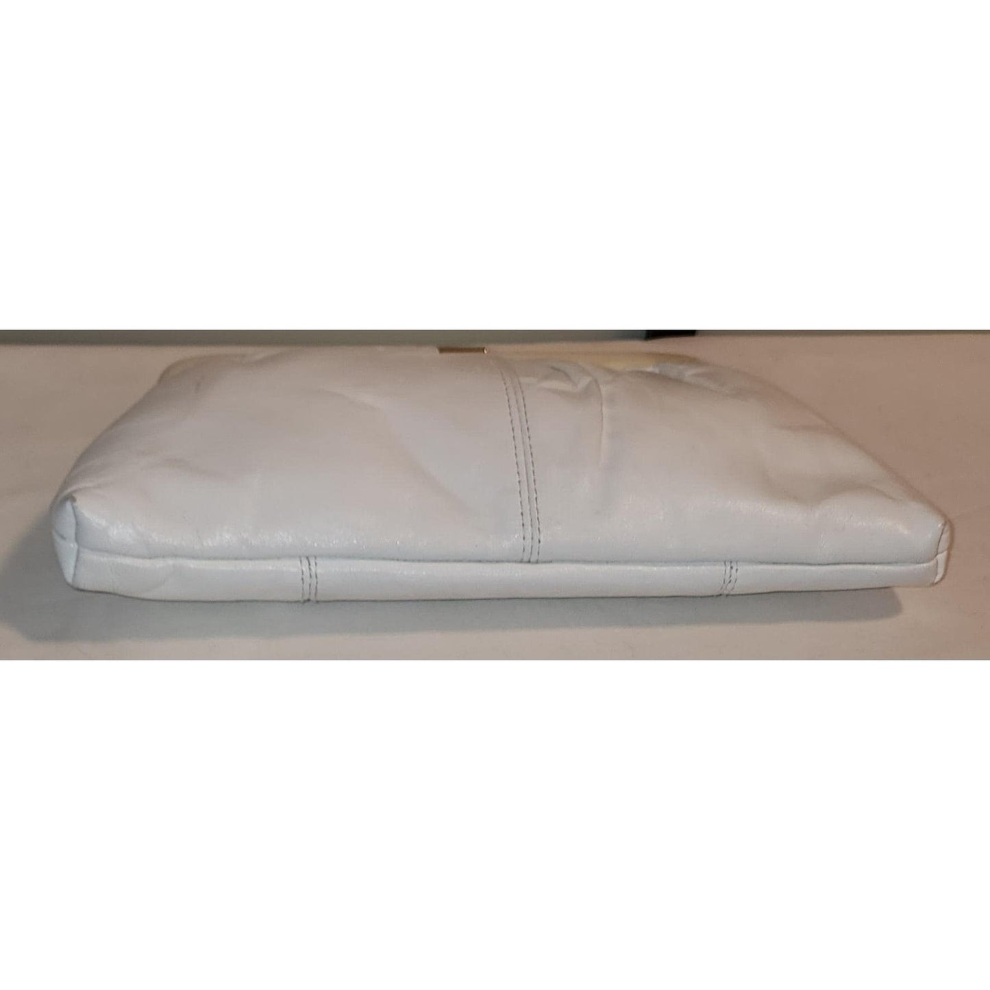 Vintage White Clutch 1970s 80s Cream White Leather Vinyl Clutch Purse Plastic Frame Boho