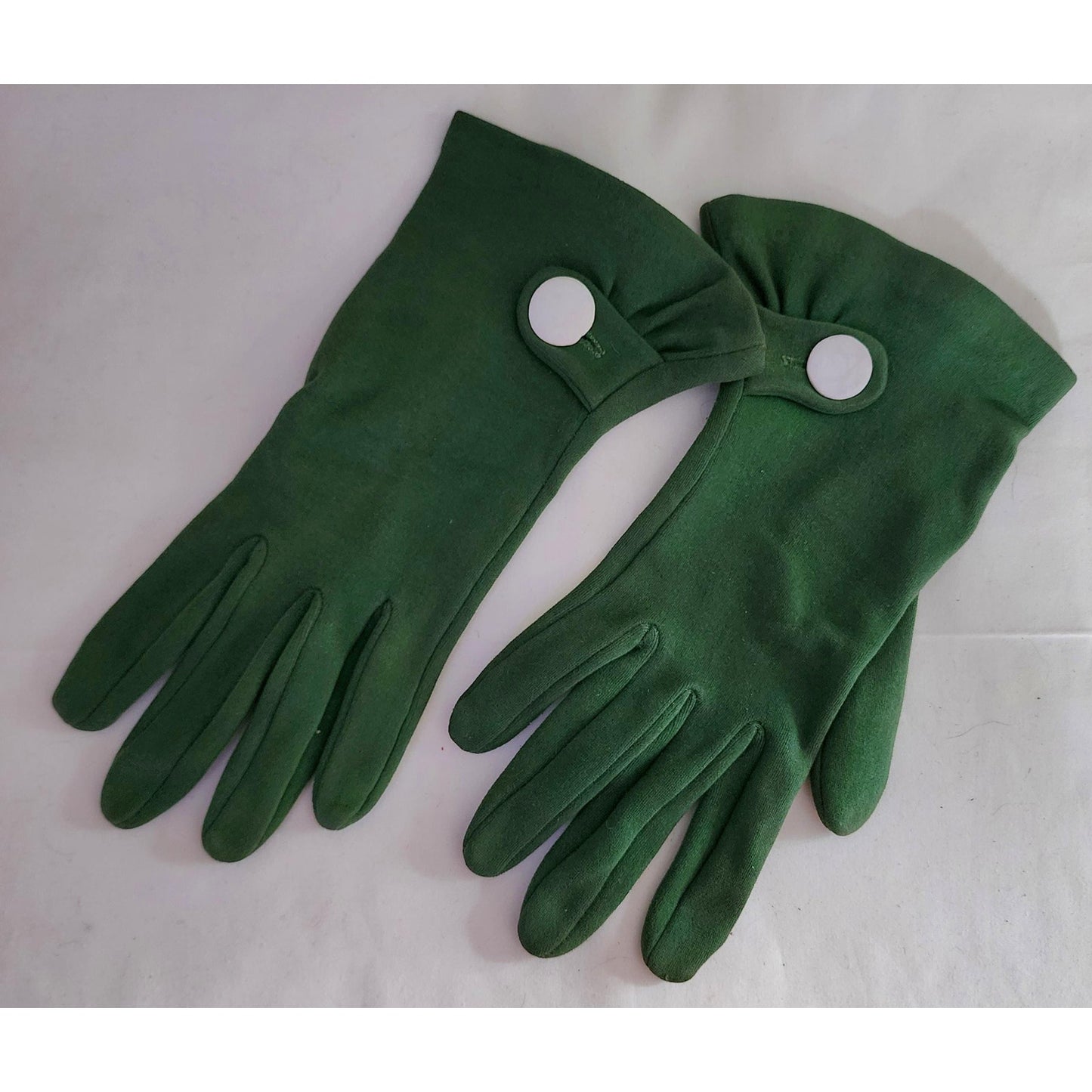 Vintage Green Gloves 1940s 50s Medium Green Fabric Wrist Gloves Gauntlet Button Tab Detail Art Deco Mid Century 7