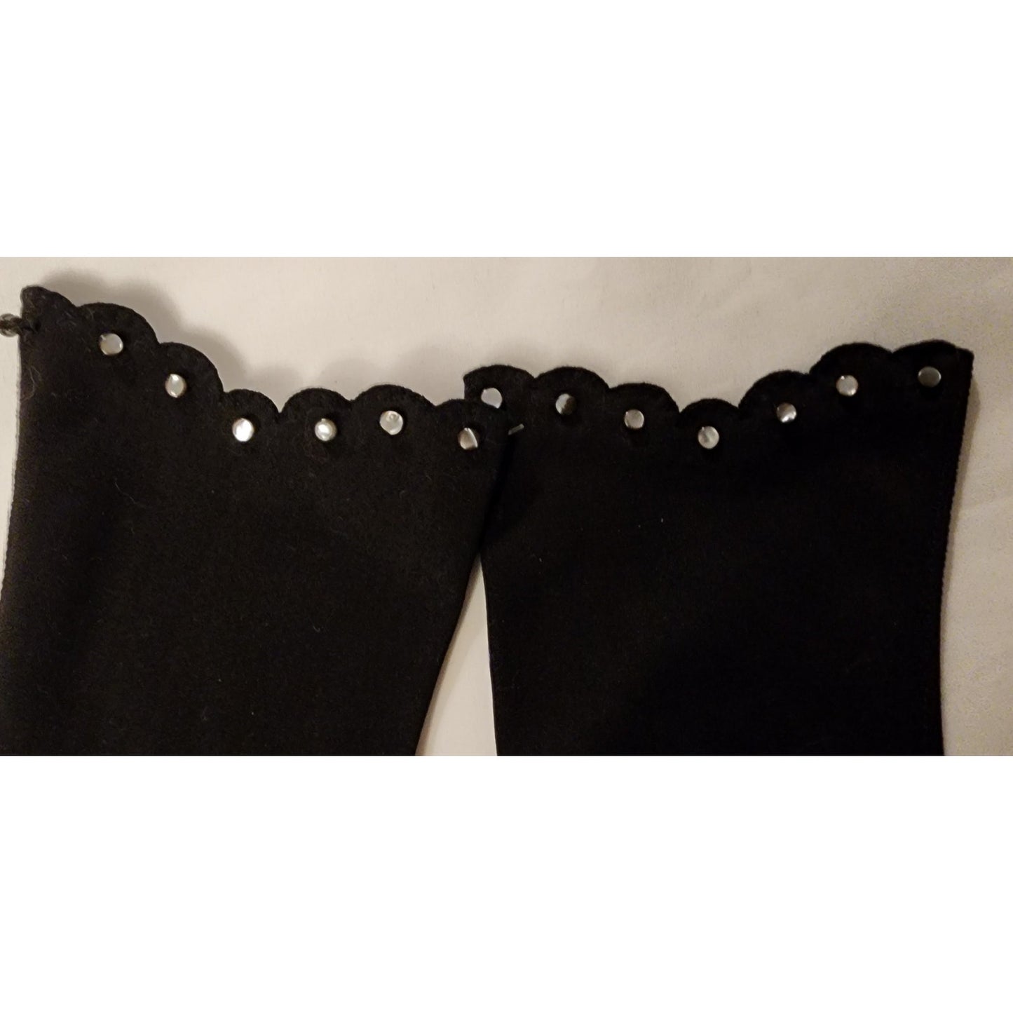 Vintage Black Gloves 1950s Black Fabric Gloves Tiny Pearlized Button Wrist Detail Mid Century Rockabilly 7 or so