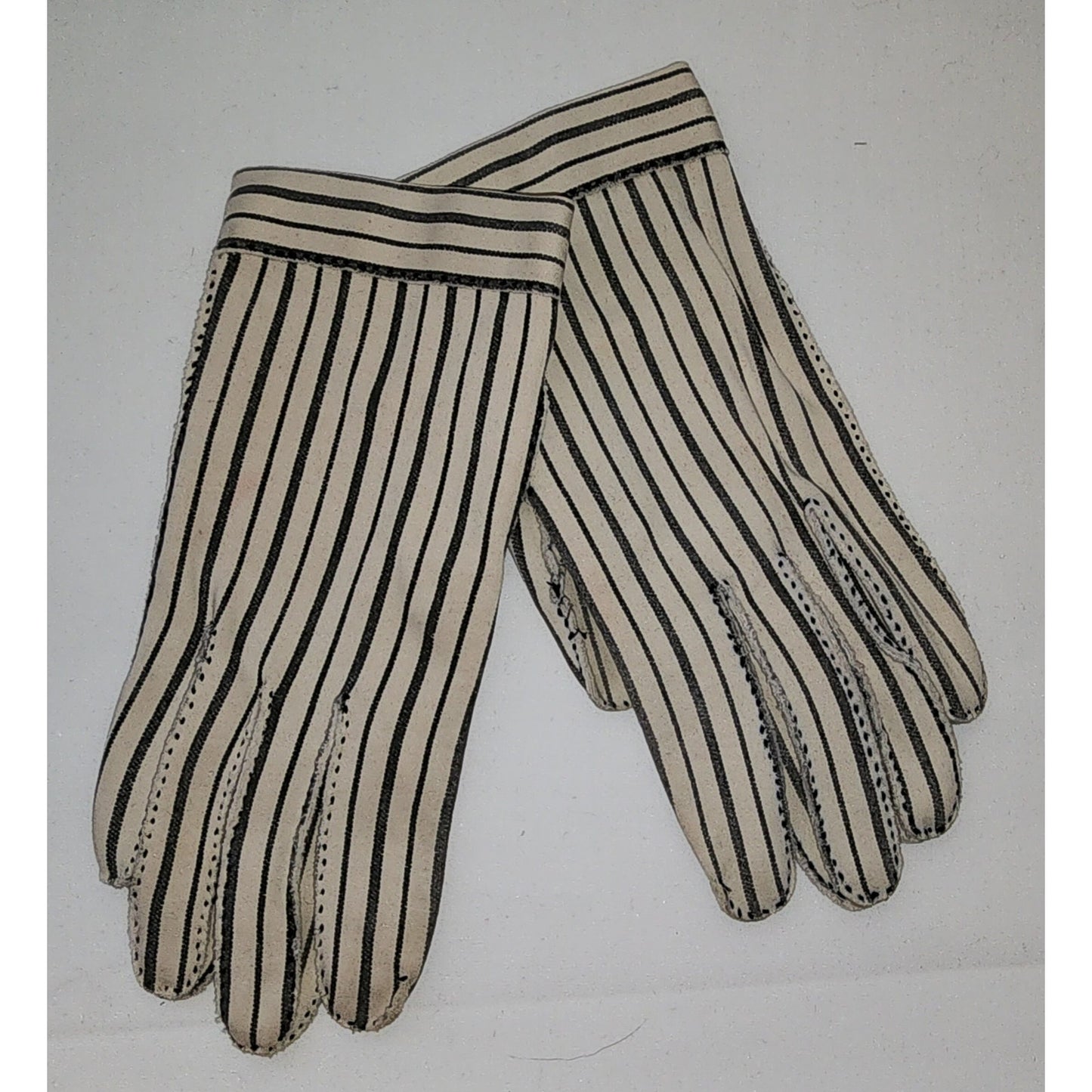 Vintage Hermes Gloves 1950s Cream Blue Pinstriped Cotton Blend Gant Hermes Wear Right Exclusive USA Mid Century Designer