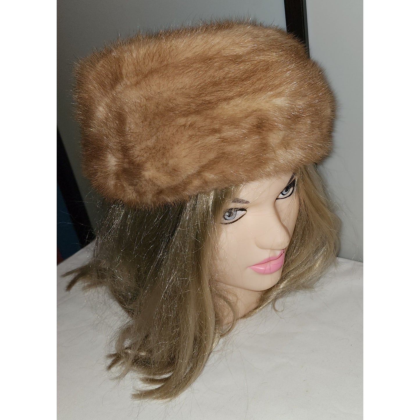 Vintage Fur Hat 1950s 60s Round Blonde Light Brown Mink Fur Pillbox Hat Dachettes by Lily Dache Mid Century Designer 21 21.5 in.