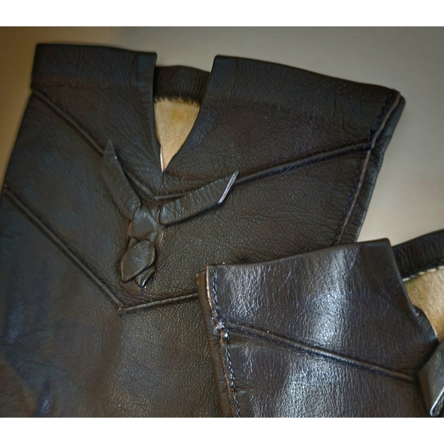 Vintage Leather Gloves 1950s Thin Black Leather Wrist Gloves Bow Detail Mid Century S