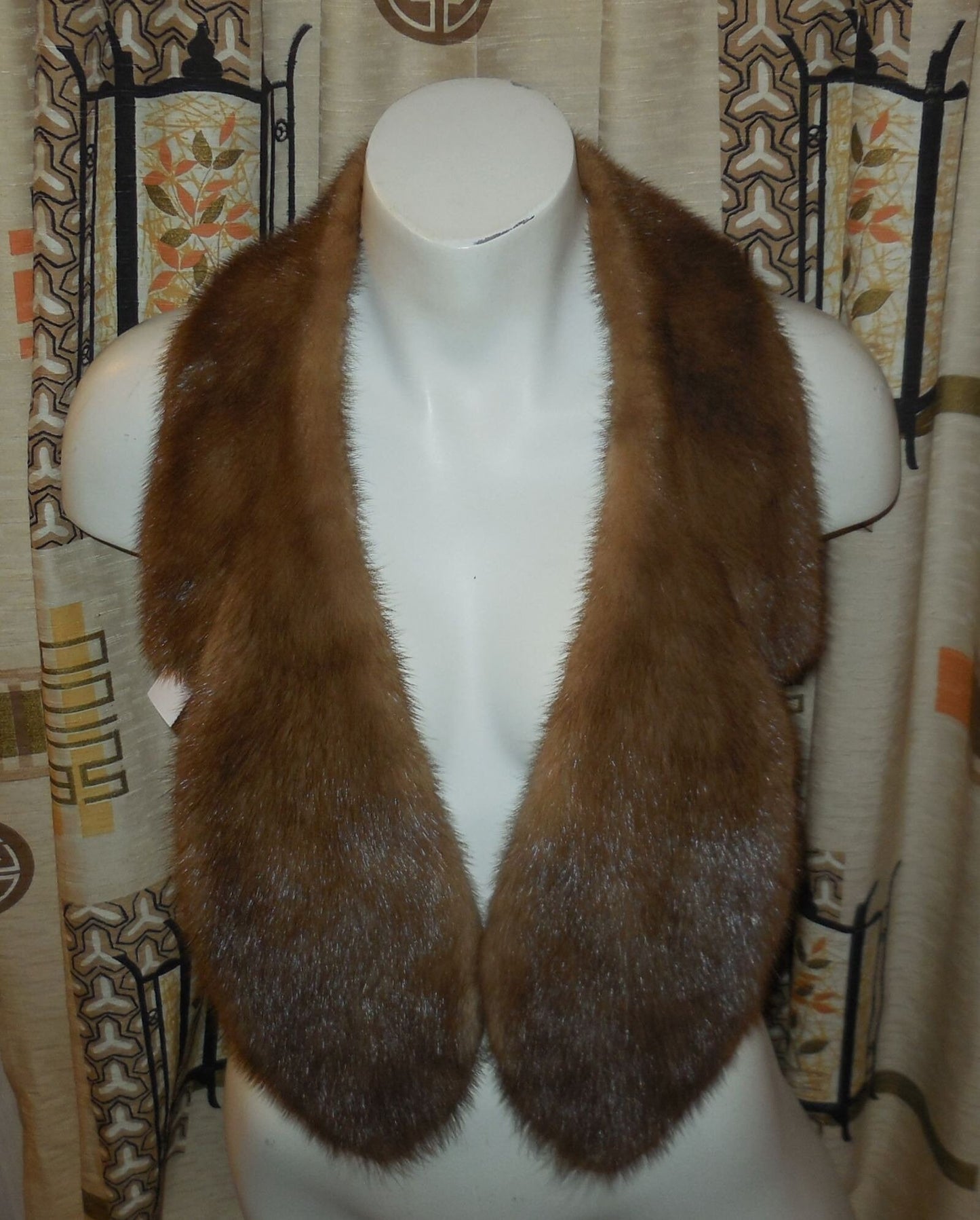 Vintage Fur Scarf 1950s 60s Light Brown Mink Fur Stole Tear Drop Shape Elegant Mink Fur Collar Boho 45 inches long