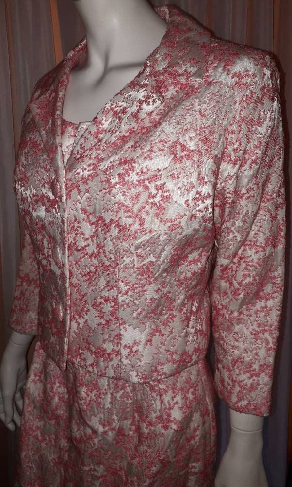 SALE Vintage 1950s 60s Skirt Suit 3 Piece Top Pencil Skirt and Jacket Bright Pink Cream Metallic Skirt Suit Rockabilly Mod M chest to 38 in.