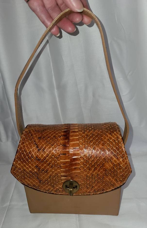 Vintage Snakeskin Purse 1930s 40s Cognac Brown Snake Leather Box Purse –  galaxievintage